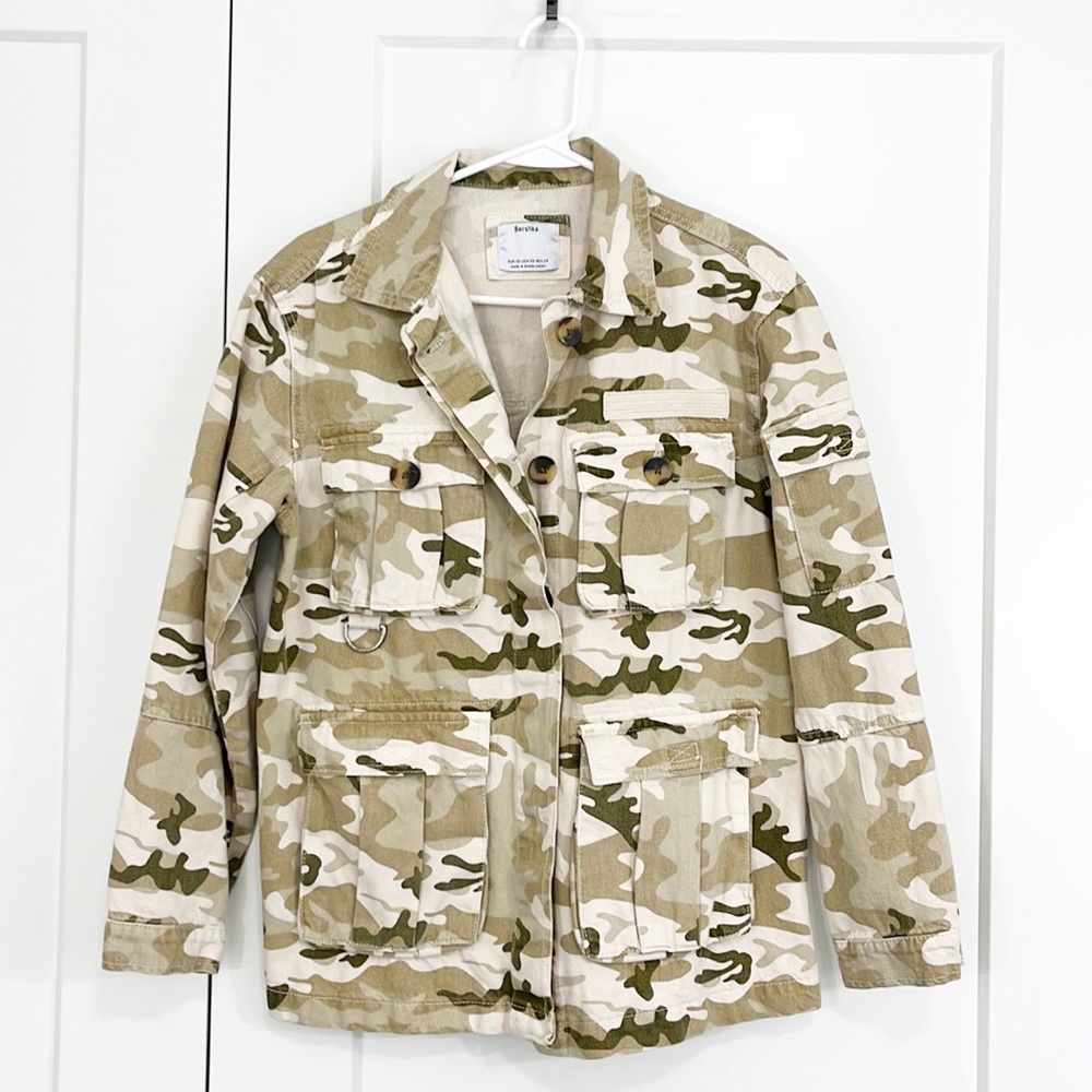 Bershka XS White and Green Camouflage Denim Cargo Jean Jacket